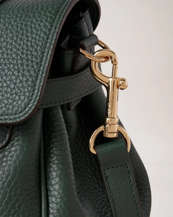 Alexa Mulberry Green Heavy Grain Sustainable Icons