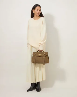 Alexa Salcombe Sand Suede-familjen