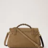 Alexa Salcombe Sand Suede-familjen Alexa Salcombe Sand Suede-familjen