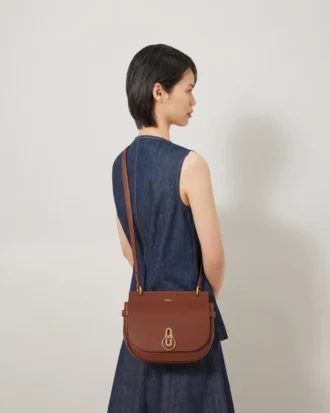 Amberley Satchel Oak tvåfärgad liten klassisk kornstruktur