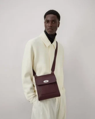 Antony Black Cherry Small Classic Grain Dam
