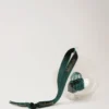 Bayswater Globe-julgranskula i Mulberry Green glas från Little Luxuries Bayswater Globe-julgranskula i Mulberry Green glas från Little Luxuries