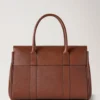 Bayswater i ek, liten väska i läder med klassisk struktur, Mulberry Bayswater i ek, liten väska i läder med klassisk struktur, Mulberry