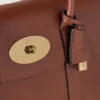 Bayswater i ek, liten väska i läder med klassisk struktur, Mulberry Bayswater i ek, liten väska i läder med klassisk struktur, Mulberry