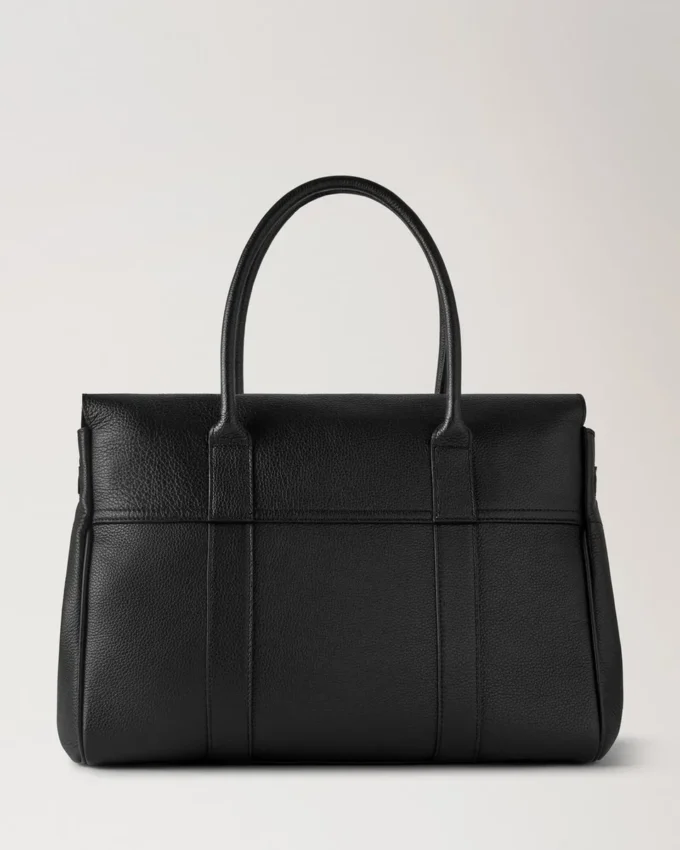 Bayswater i svart och mässing, liten väska med klassisk struktur, Mulberry