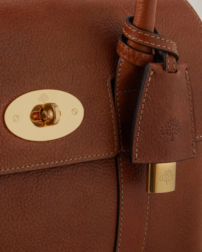 Bayswater Satchel i Oak Nvt-läder axelväska Mulberry