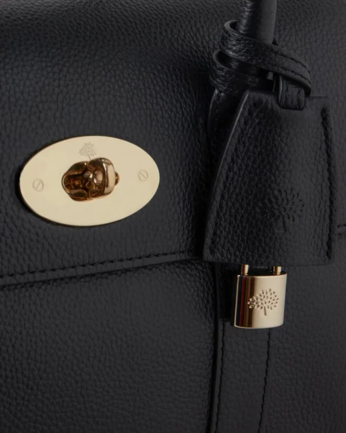 Bayswater Satchel i svart, liten, klassisk kornig Mulberry