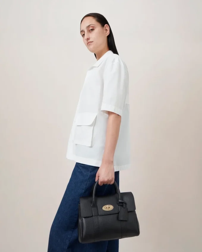 Bayswater Satchel i svart, liten, klassisk kornig Mulberry