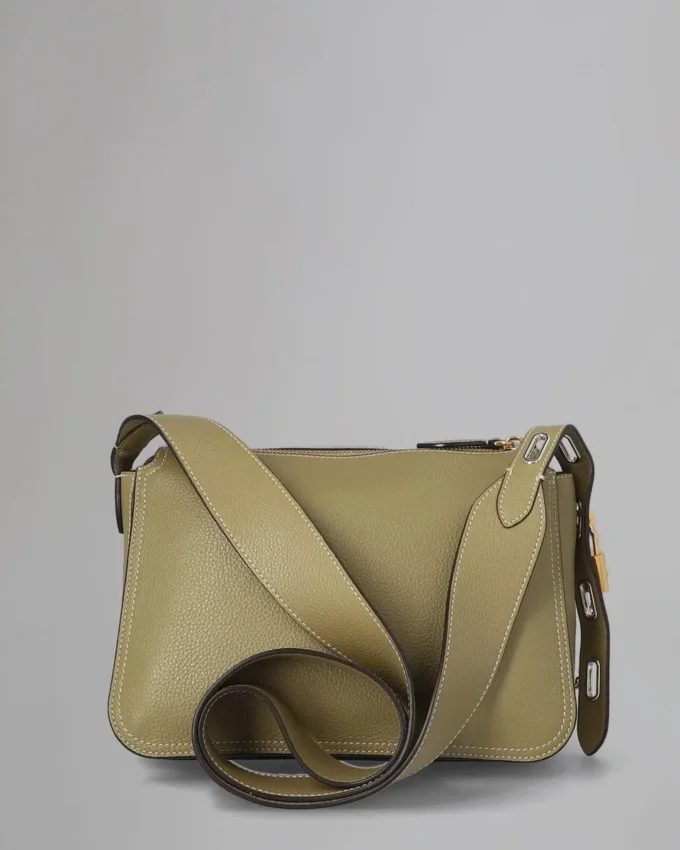 Billie Pre-Loved Summer Khaki Small Classic Grain Billie Pre-Loved Summer Khaki Small Classic Grain