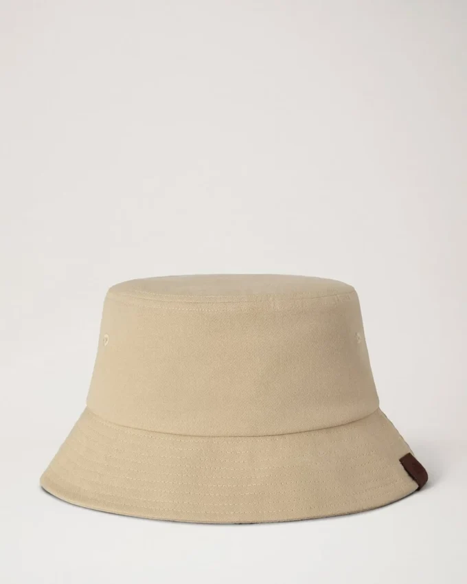 Broderad bucket hat i ecru bomull Sommarutgåva