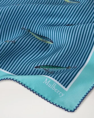 Fyrkantig scarf – Fishing Lure Marina Blue Silk Twill Fyrkantig scarf – Fishing Lure Marina Blue Silk Twill