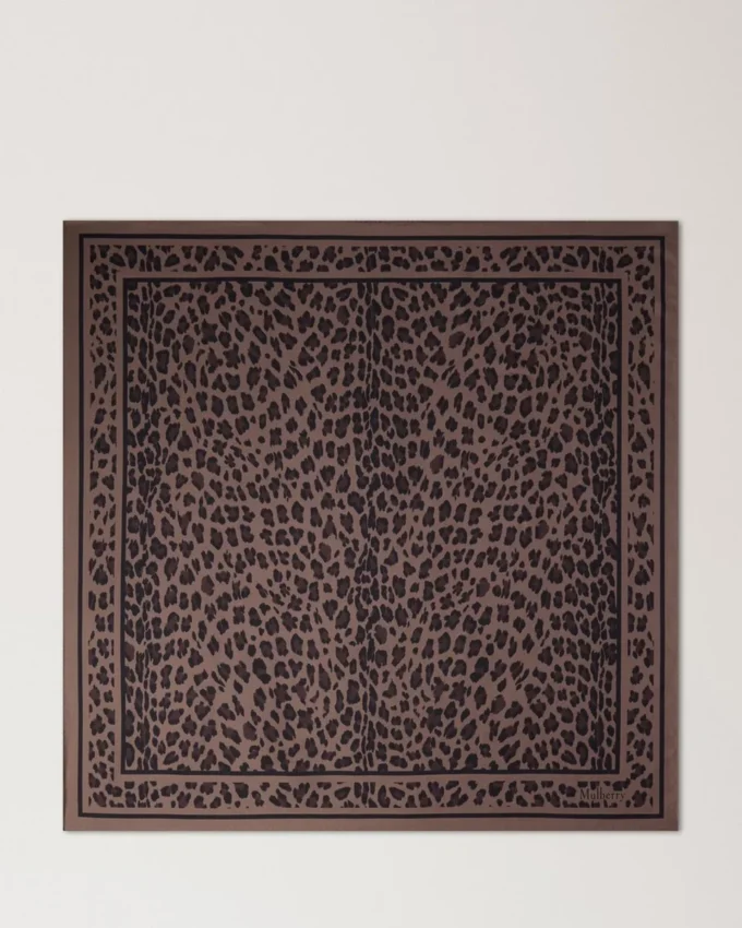Fyrkantig scarf – Leopard Ebony Silk Twill för kvinnor Fyrkantig scarf – Leopard Ebony Silk Twill för kvinnor