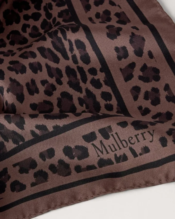 Fyrkantig scarf – Leopard Ebony Silk Twill för kvinnor Fyrkantig scarf – Leopard Ebony Silk Twill för kvinnor