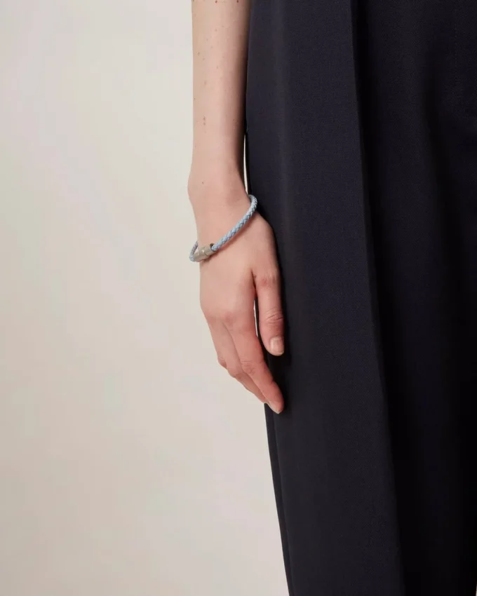 Iris-armband Poplinblått Heavy Grain läder och rostfritt stål Iris-armband Poplinblått Heavy Grain läder och rostfritt stål