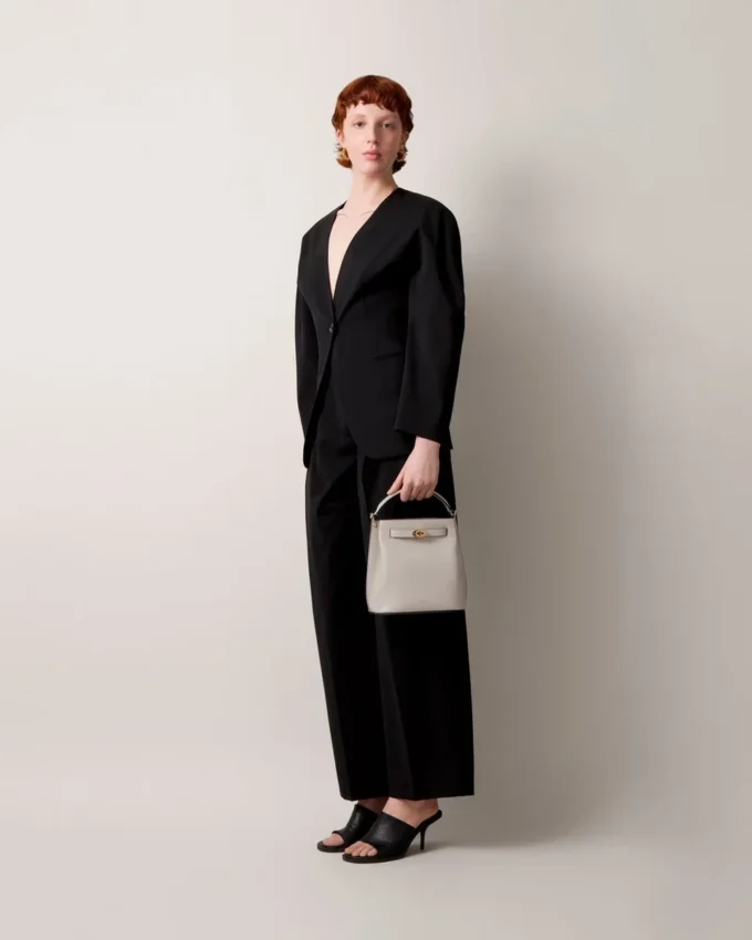 Islington Bucket Chalk Small Classic Grain Women
