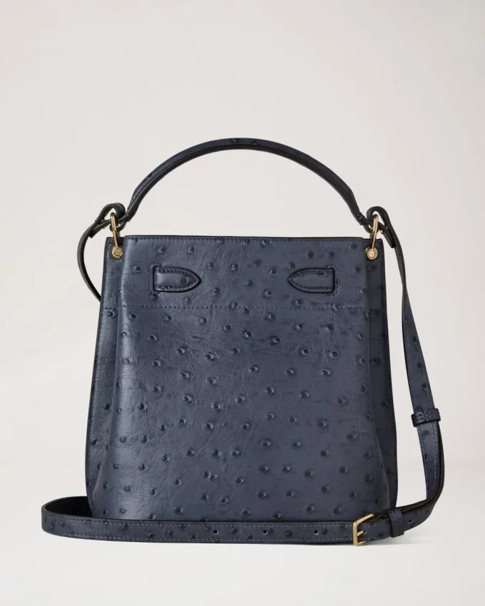 Islington Bucket Stormy Blue Ostrich Top Handle Väskor