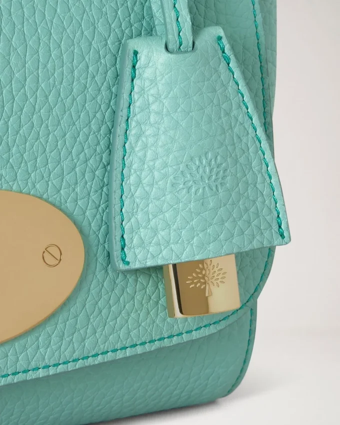 Lily Marina Blue Heavy Grain – kollektionen för festkläder Lily Marina Blue Heavy Grain – kollektionen för festkläder