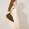 Liten Hackney-axelväskor Vintage Oak Suede Top Handle Väskor Liten Hackney-axelväskor Vintage Oak Suede Top Handle Väskor