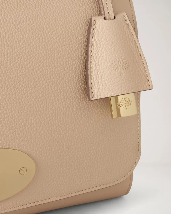 Medium Lily Crumpet Small Classic Grain Dam Medium Lily Crumpet Small Classic Grain Dam