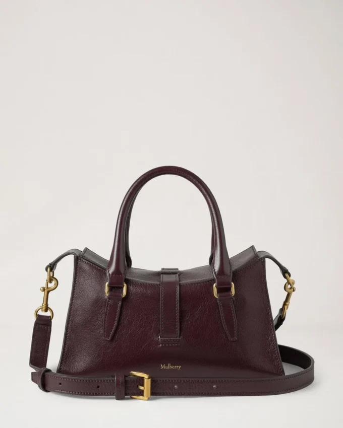 Mini Roxanne Oxblood högblankt läder – presenter till henne Mini Roxanne Oxblood högblankt läder – presenter till henne