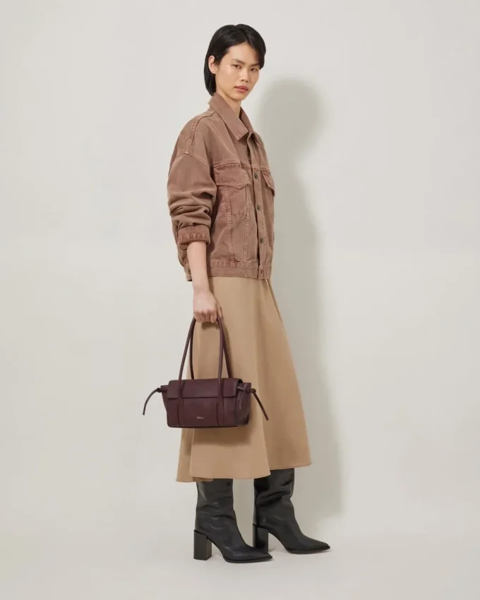 Mini Soft Bayswater Black Cherry Heavy Grain Dam