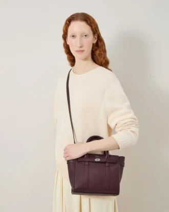 mini zipped bayswater black cherry small classic grain 2 330x413 - Mini Zipped Bayswater Black Cherry Small Classic Grain