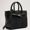 Mini Zipped Bayswater Svart Liten klassisk kornstruktur