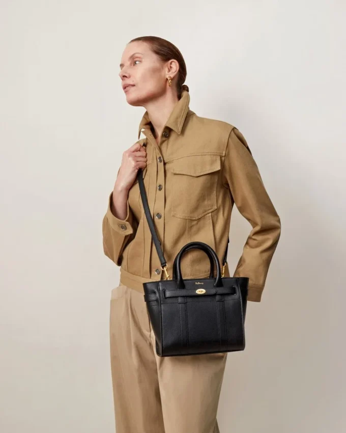 Mini Zipped Bayswater Svart Liten klassisk kornstruktur