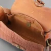 Pasadena Pre-Loved Oak, tryckt vegetabiliskt garvat läder