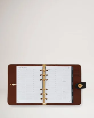 Postman’s Lock Agenda Svart Small Classic Grain Postman’s Lock Agenda Svart Small Classic Grain