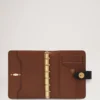 Postman’s Lock Pocket Book Svart Small Classic Grain Postman’s Lock Pocket Book Svart Small Classic Grain