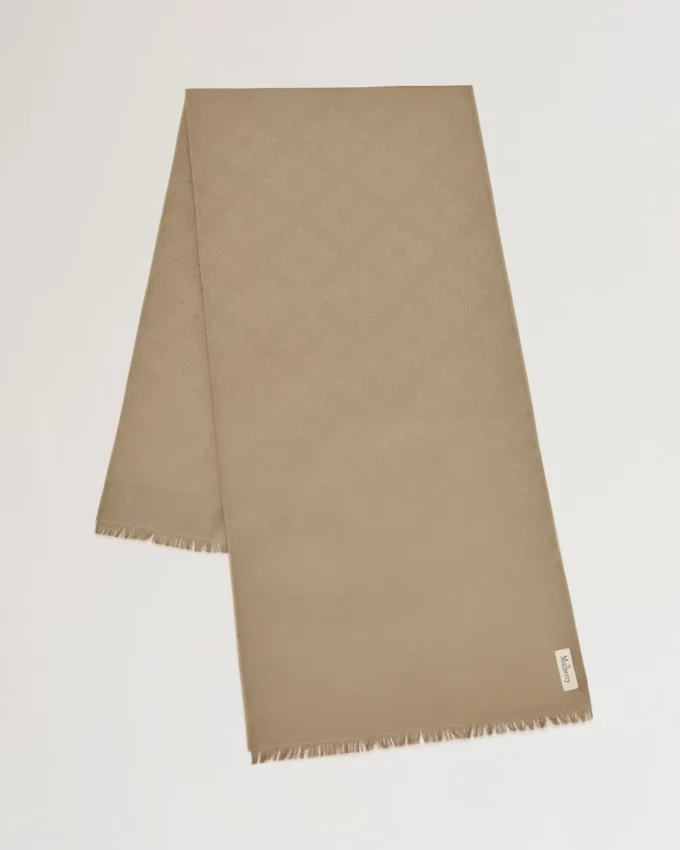 Rektangulär scarf med Mulberry-träd i linnegrön bomulls- och sidenblandning Rektangulär scarf med Mulberry-träd i linnegrön bomulls- och sidenblandning