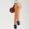 Repnyckelring i orange och blått blandat material