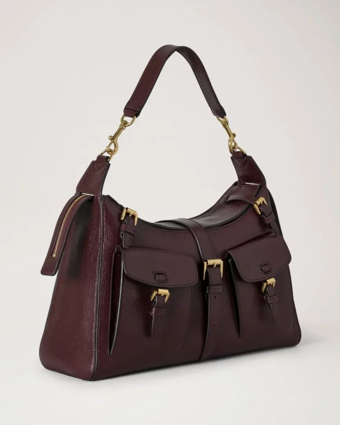 Roxanne axelväska Oxblood högblankt läder