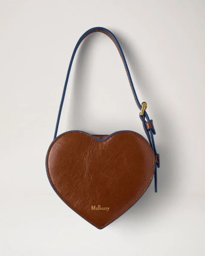 Roxanne Mini Heart Bag Ek & Pigmentblått Slät Glansigt Läder Roxanne Mini Heart Bag Ek & Pigmentblått Slät Glansigt Läder