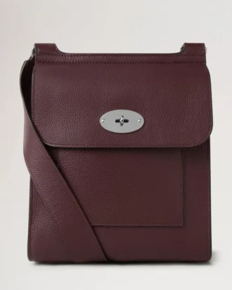 Small Antony Black Cherry Small Classic Grain Dam