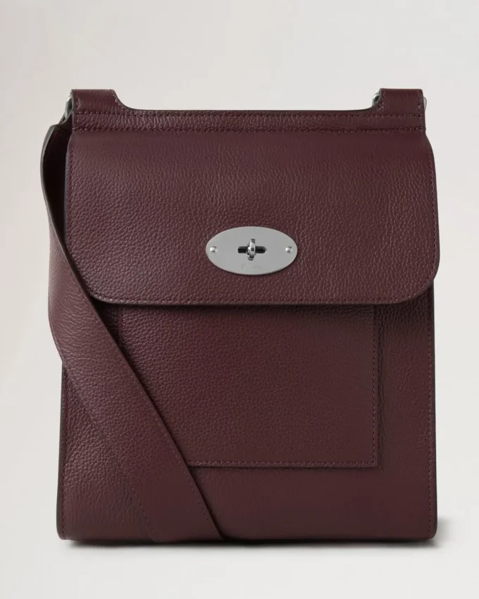 Small Antony Black Cherry Small Classic Grain Dam Small Antony Black Cherry Small Classic Grain Dam