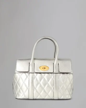 Small Bayswater, begagnad, ljus silverfärgad, quiltad, slät kalvskinn