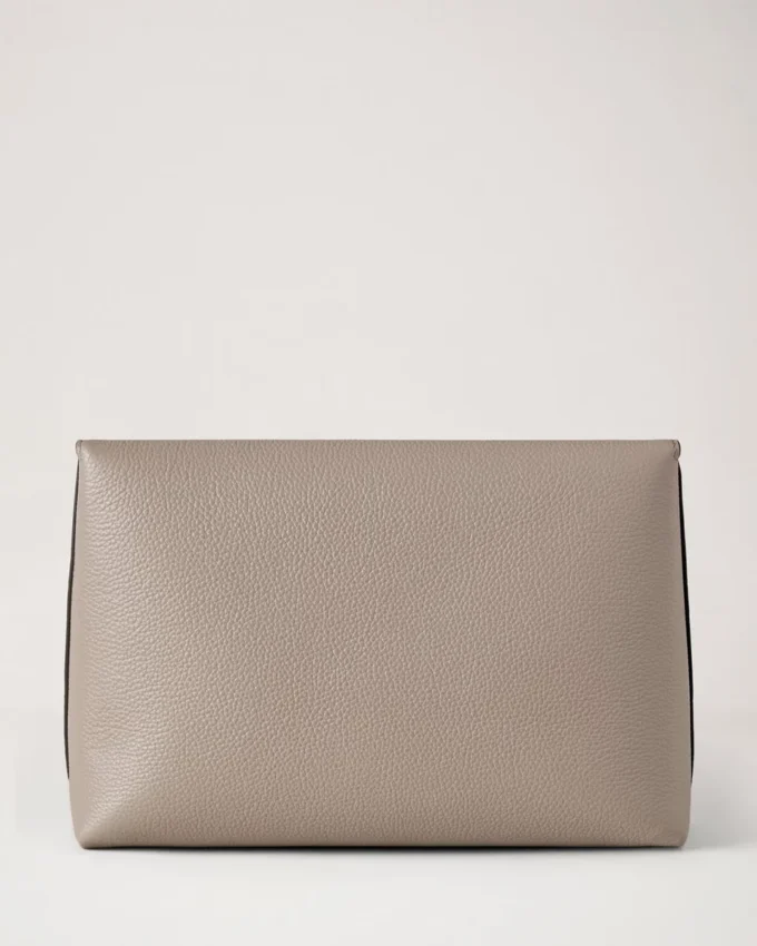 Small Darley-kosmetisk väska i kashmir, taupe, liten, klassisk struktur Small Darley-kosmetisk väska i kashmir, taupe, liten, klassisk struktur