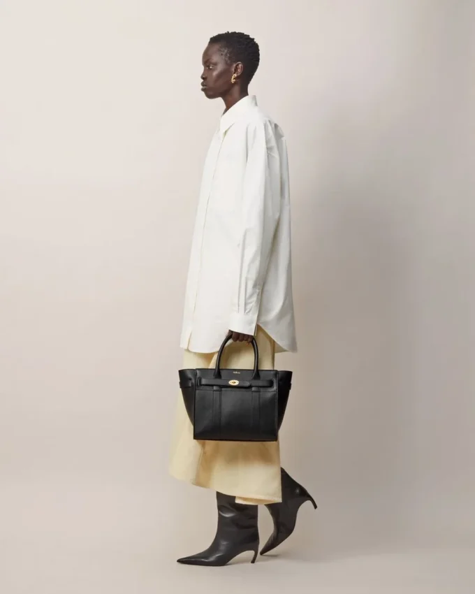 Small Zipped Bayswater Black Small Classic Grain