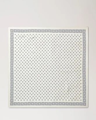 Stor fyrkantig scarf – Mulberry Tree Eggshell Silk Twill Stor fyrkantig scarf – Mulberry Tree Eggshell Silk Twill