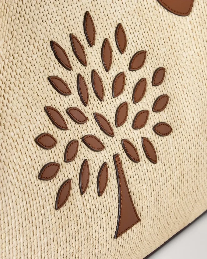 Tree Tote – Raffia Ecru & Bright Oak Raffia & läderkant Tree Tote – Raffia Ecru & Bright Oak Raffia & läderkant