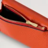 Vikbar plånbok med flera kortfack, korallorange, liten, klassisk struktur Vikbar plånbok med flera kortfack, korallorange, liten, klassisk struktur